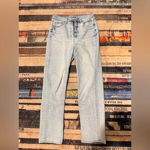 American Eagle Outfitters mom straight jeans stretch  Light Blue Jeans 4